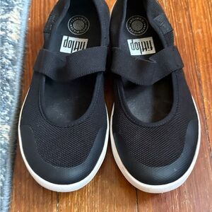 Fitflop Black Slip-On Mary Jane Sneakers